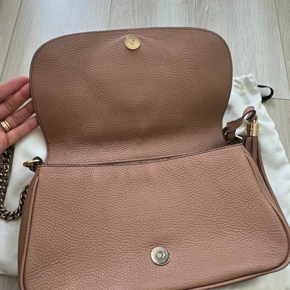 Gucci Soho Flap Crossbody with dust bag - great condition - Picture 4 of 5